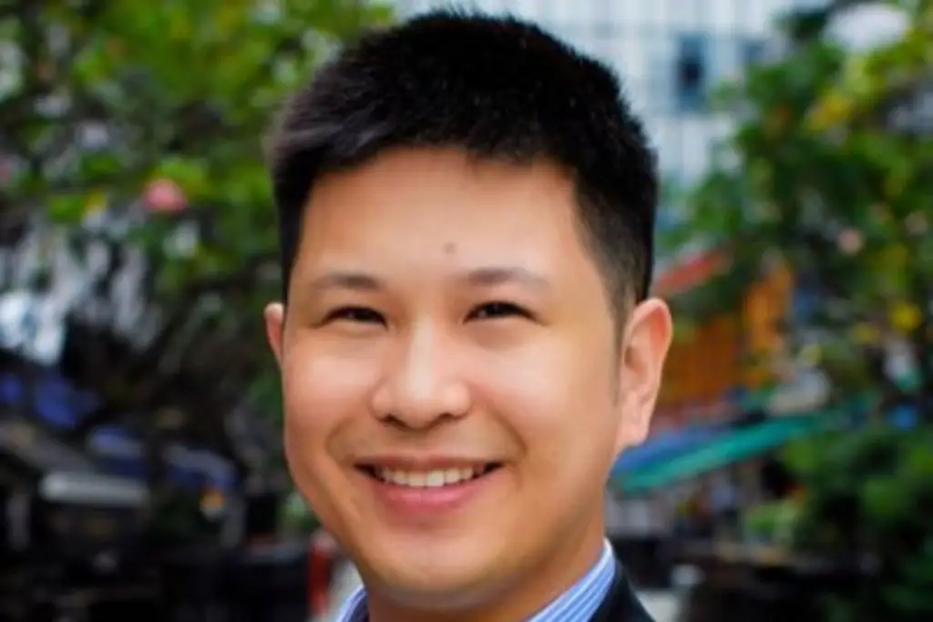 Jeremy Au Chief of Staff, Head of Strategic Projects at Monk's Hill Ventures Singapore, startup founder, podcaster at BRAVE Southeast Asia Tech Podcast